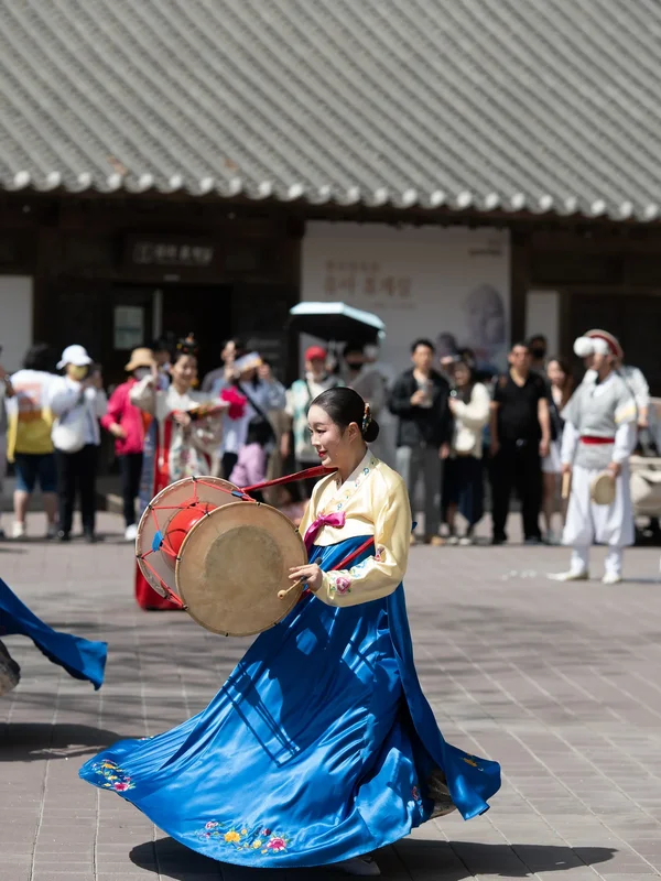 Yongin Folk Village Parade2