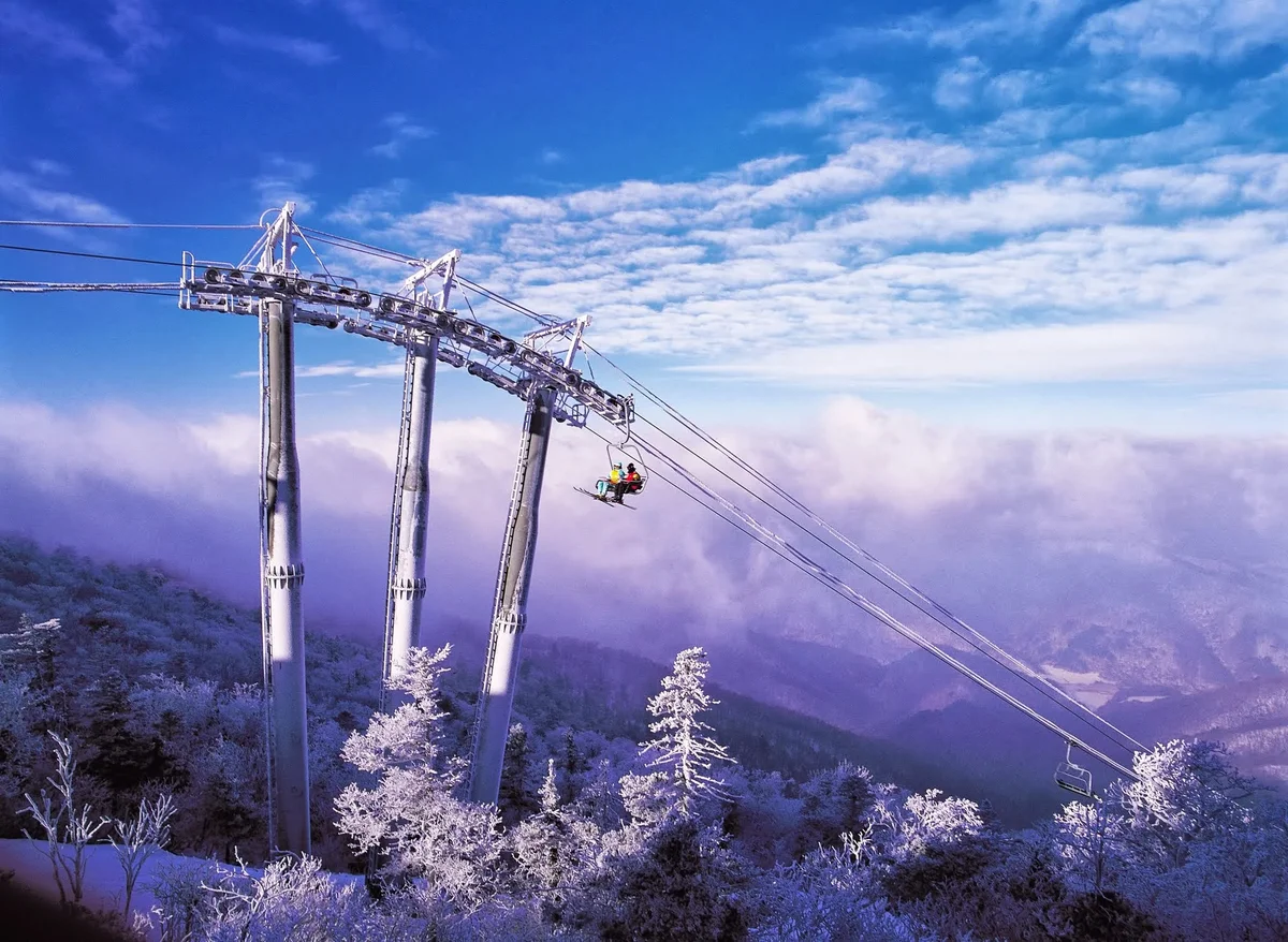Ski lift