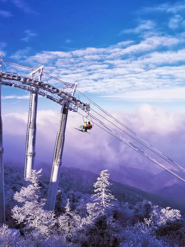 Ski lift